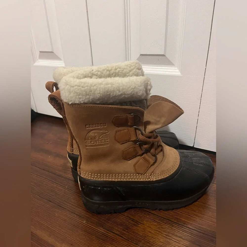 Sorel Snowboots Women's Size 6